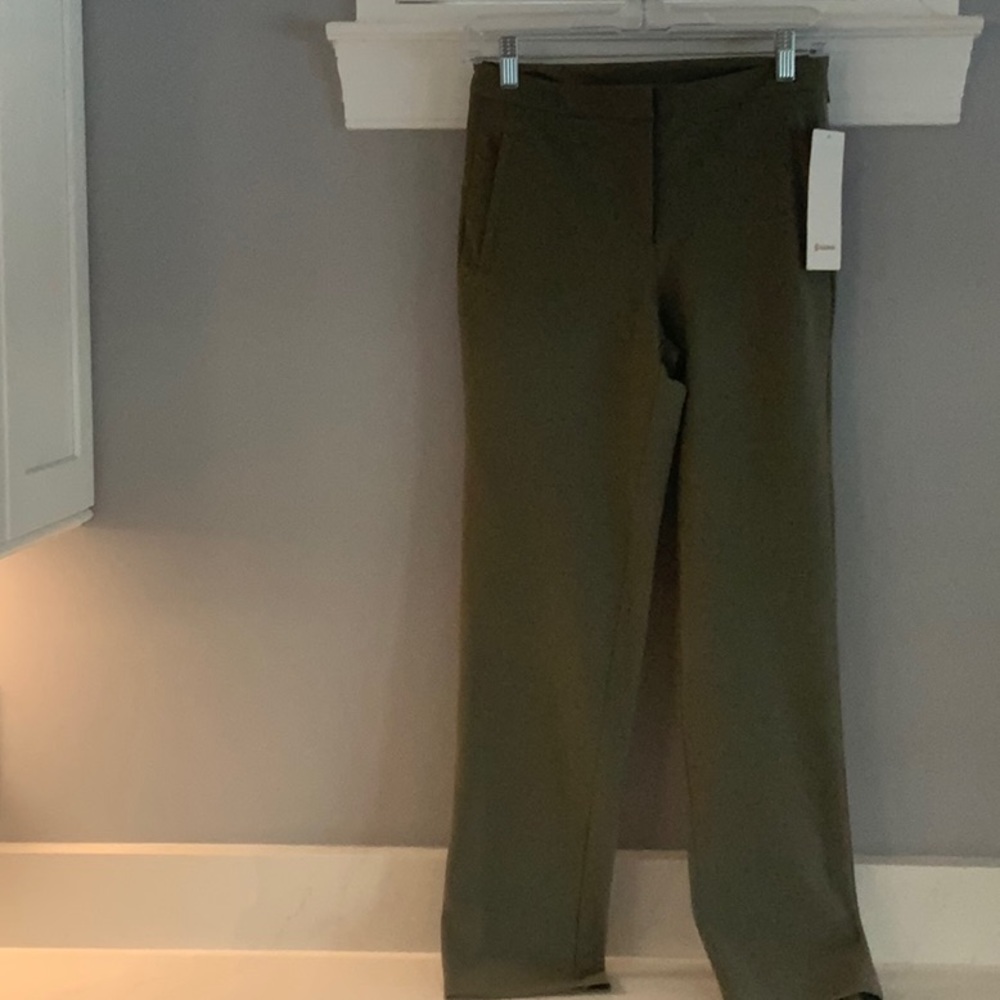 Lululemon women’s On the Move Pant